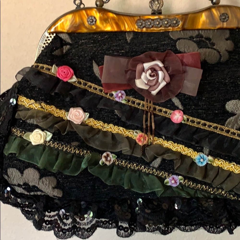 VTG Purse - Picture 2 of 8